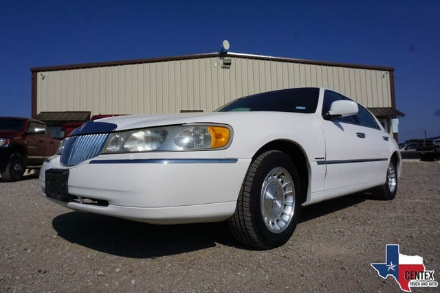 2008 Lincoln Town Car for Sale in Georgetown, TX - CarGurus