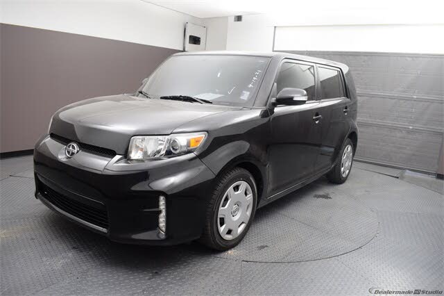 2013 scion xb black center section of rear bumpr 2013 scion xb black center section of rear bumpr