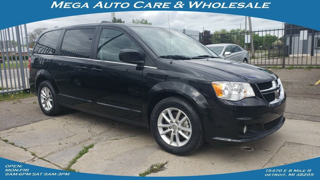 https www cargurus com cars l used dodge grand caravan d653
