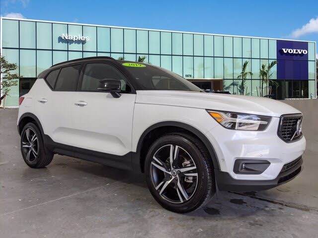 Used 19 Volvo Xc40 T4 R Design Fwd For Sale With Photos Cargurus