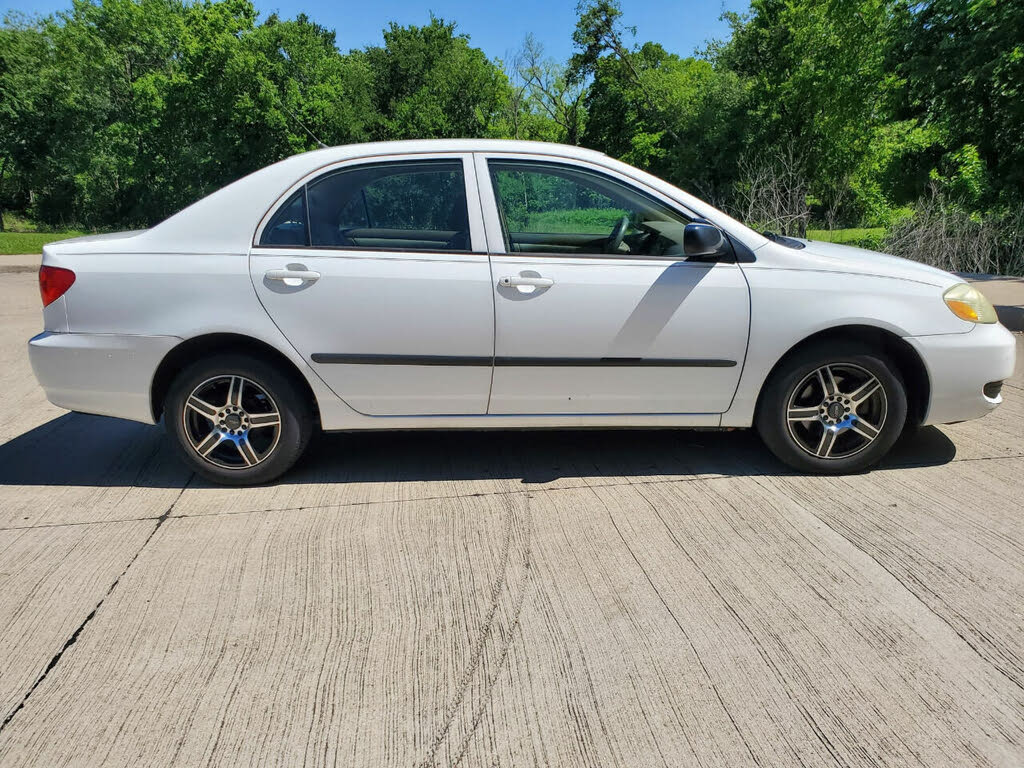 2006 toyota corolla driver side door panel