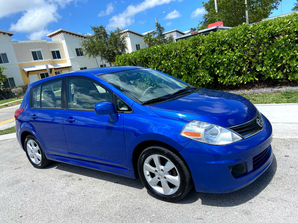 Used 2011 Nissan Versa 1.8 SL Hatchback For Sale (with Photos) - CarGurus