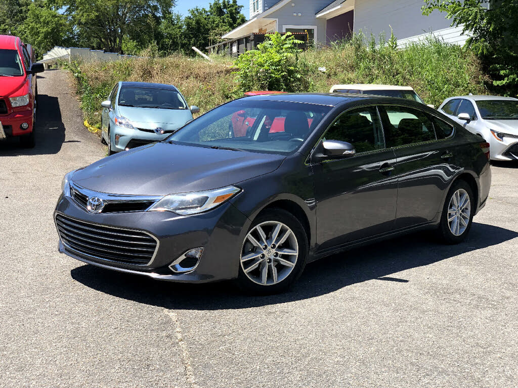 lifted toyota avalon