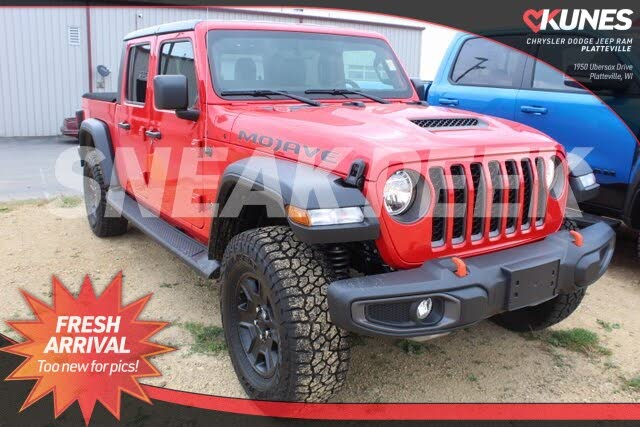 Jeep Gladiator High Altitude Crew Cab 4WD for Sale in Davenport, IA
