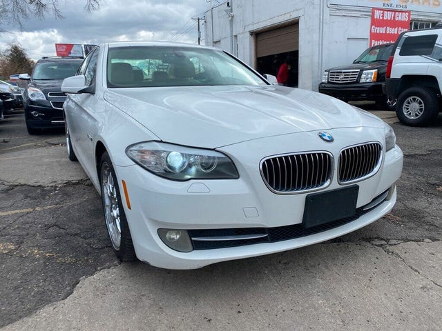 Used 11 Bmw 5 Series 528i Sedan Rwd For Sale With Photos Cargurus Used 11 Bmw 5 Series 528i Sedan Rwd For Sale With Photos Cargurus