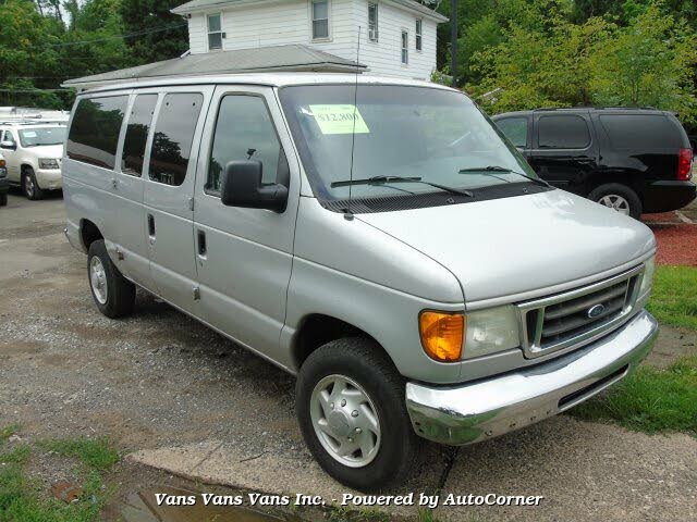 Ford E Series E 350 Super Duty Xlt Passenger Van Usados En Venta En Agosto 21 Cargurus