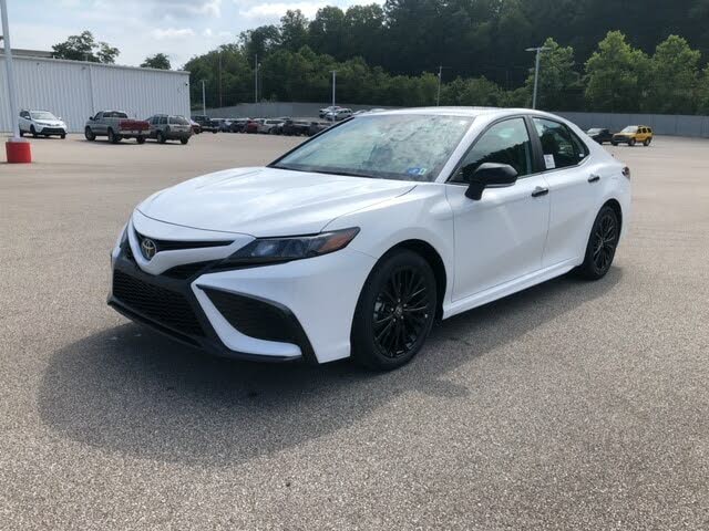 Used 2022 Toyota Camry SE Nightshade FWD for Sale (with Photos) - CarGurus