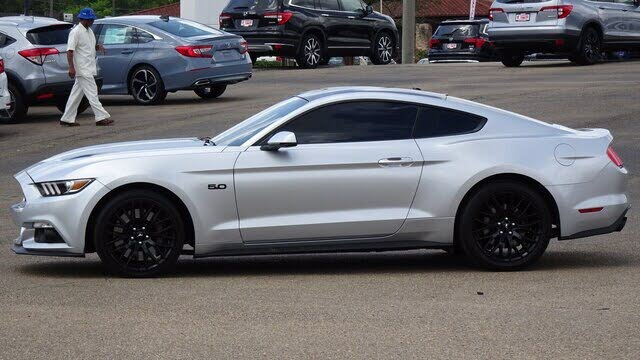 Used 17 Ford Mustang Gt Premium Coupe Rwd For Sale With Photos Cargurus