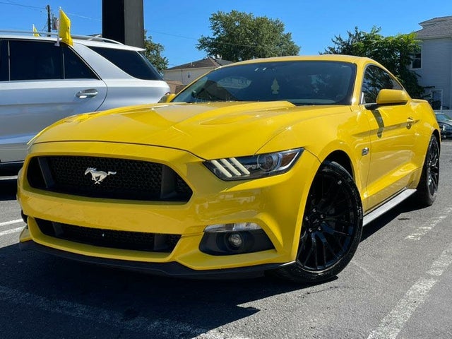 Used 17 Ford Mustang Gt Premium Coupe Rwd For Sale With Photos Cargurus Used 17 Ford Mustang Gt Premium Coupe Rwd For Sale With Photos Cargurus