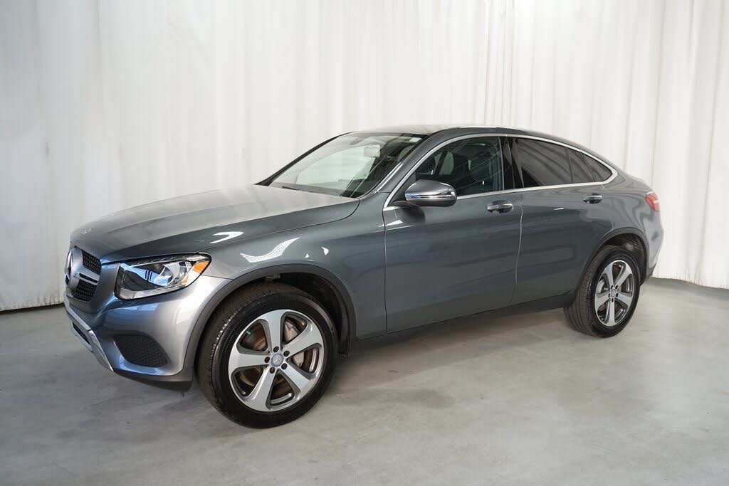 Used 17 Mercedes Benz Glc Class Glc 300 Coupe 4matic For Sale With Photos Cargurus