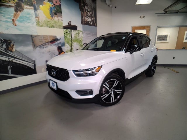 Compare T4 R Design Fwd And Other 19 Volvo Xc40 Trims For Sale Cargurus Compare T4 R Design Fwd And Other 19 Volvo Xc40 Trims For Sale Cargurus