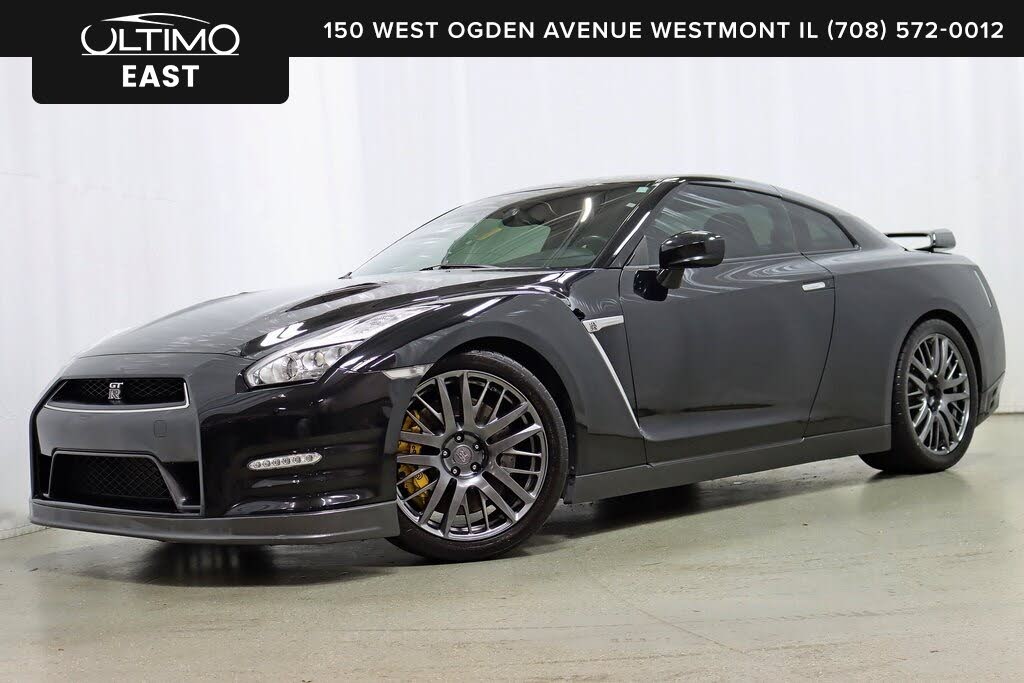 Used 17 Nissan Gt R For Sale With Photos Cargurus