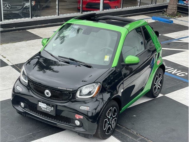 2018 smart fortwo electric drive prime cabrio RWD