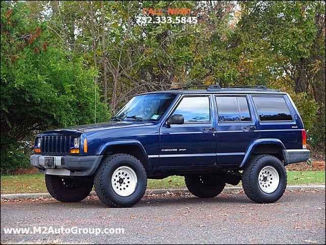 2001 Jeep Cherokee Sport 4-Door 4WD