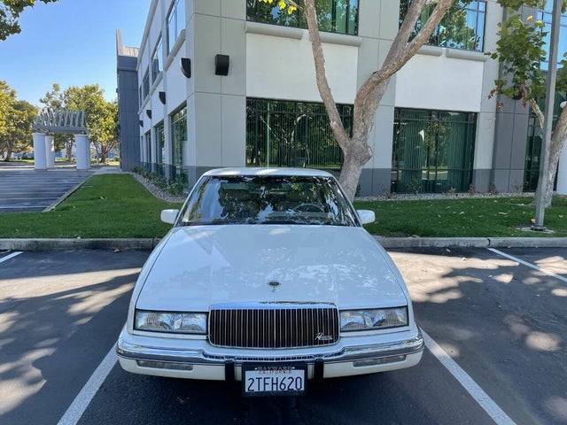 1990 Buick Riviera Coupe FWD