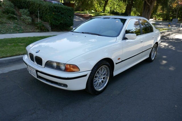 1997 BMW 5 Series 540i Sedan RWD