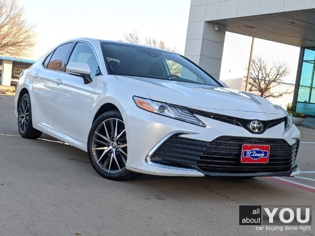 2021 Toyota Camry XLE V6 FWD