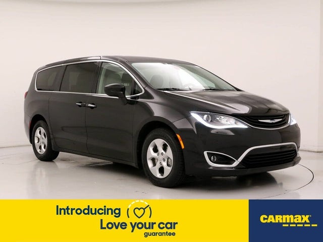 2019 Chrysler Pacifica Hybrid Touring Plus FWD