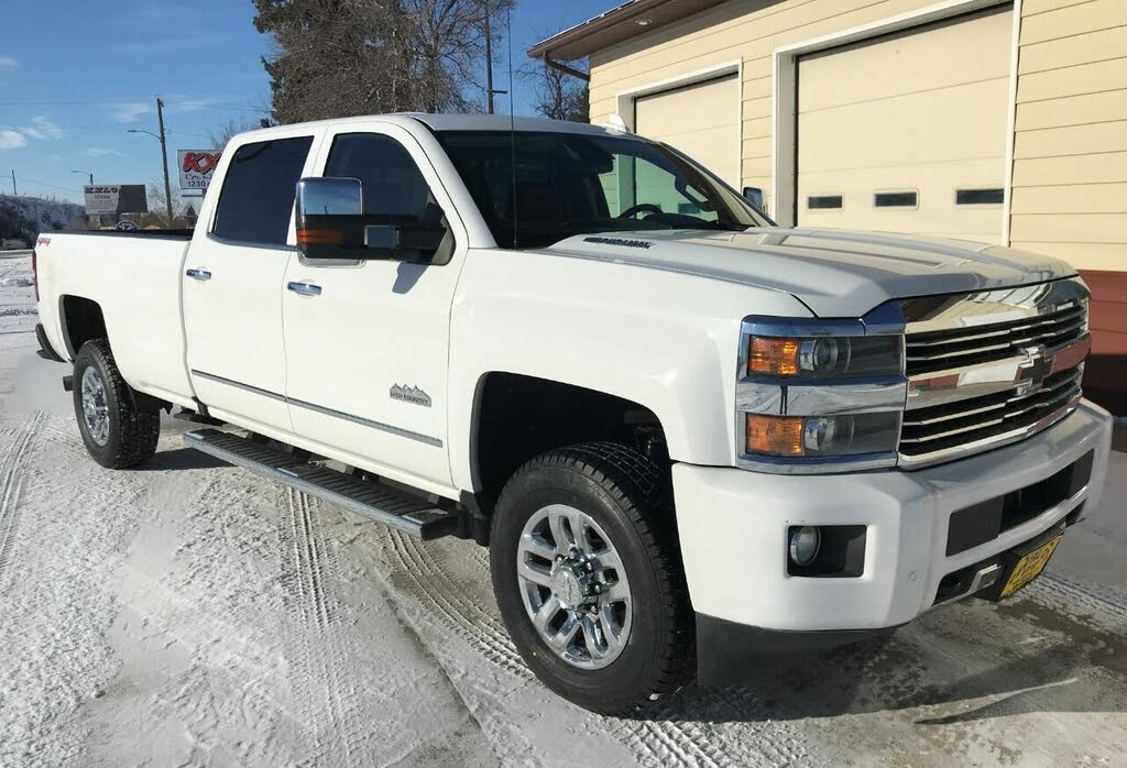 2016 Chevrolet Silverado 3500HD High Country Crew Cab LB 4WD