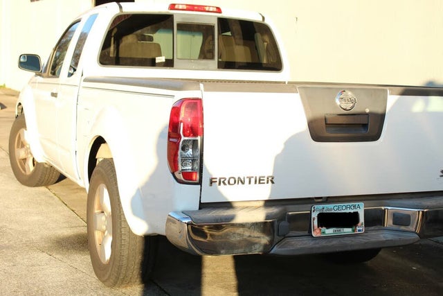 2006 Nissan Frontier SE King Cab SB with manual
