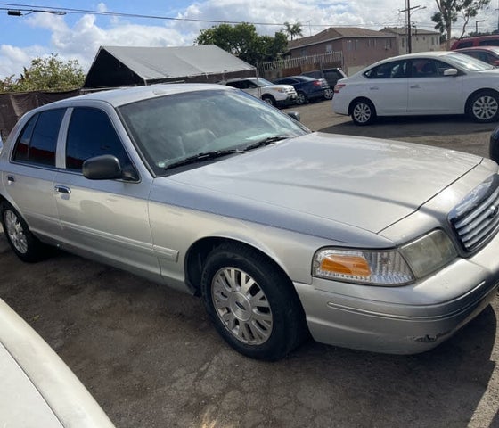 2005 Ford Crown Victoria LX