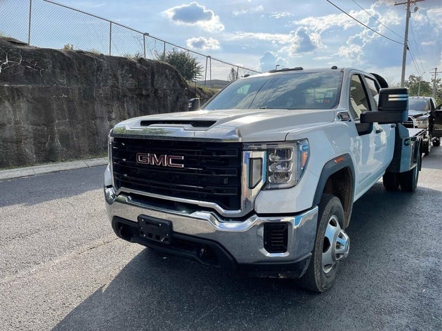 2021 GMC Sierra 3500HD Chassis Crew Cab 4WD