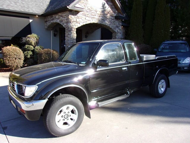 1997 Toyota Tacoma 2 Dr STD 4WD Extended Cab SB