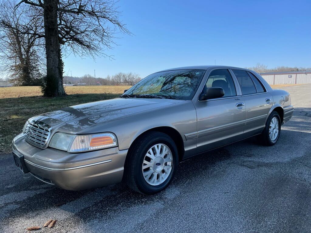 Used Ford Crown Victoria For Sale (with Photos) - CarGurus