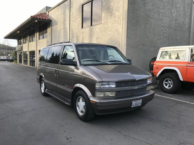 2000 Chevrolet Astro LS Extended AWD