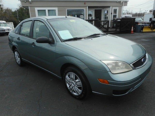 2005 Ford Focus ZX4 SE