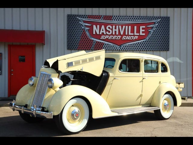1935 Packard 120