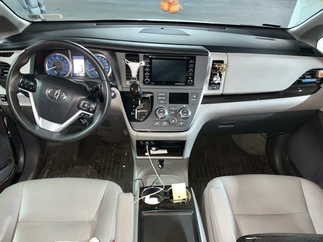 2018 Toyota Sienna Limited Premium 7-Passenger AWD