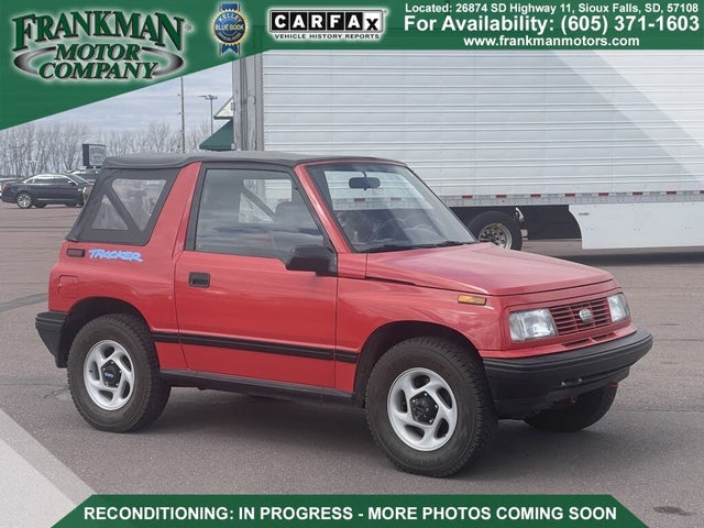 1995 Geo Tracker 2 Dr LSi 4WD Convertible