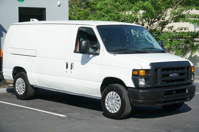 2010 Ford E-Series E-150 Cargo Van