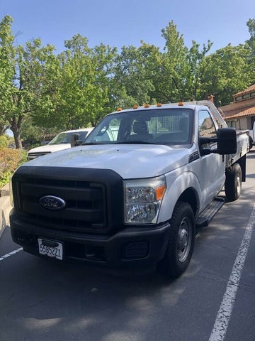 2011 Ford F-350 Super Duty Chassis XLT 4WD