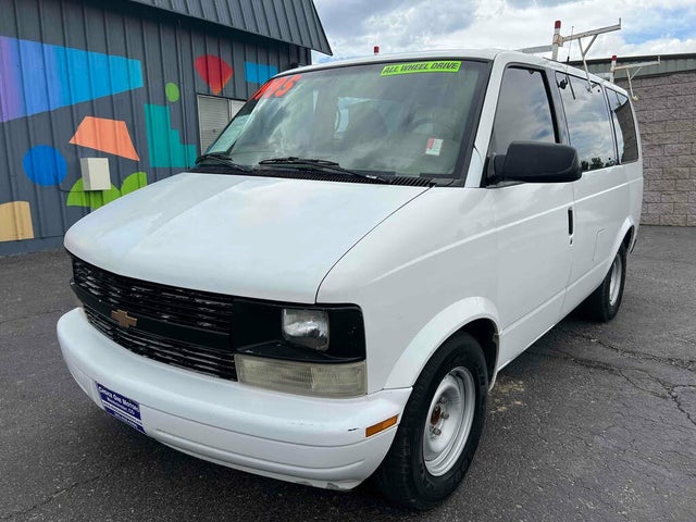 2000 Chevrolet Astro LS Extended AWD