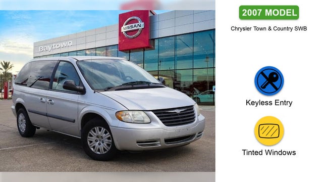 2007 Chrysler Town & Country FWD