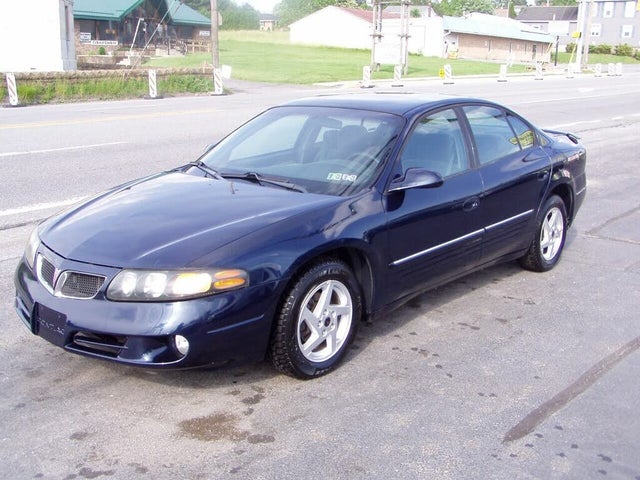 2005 Pontiac Bonneville SE