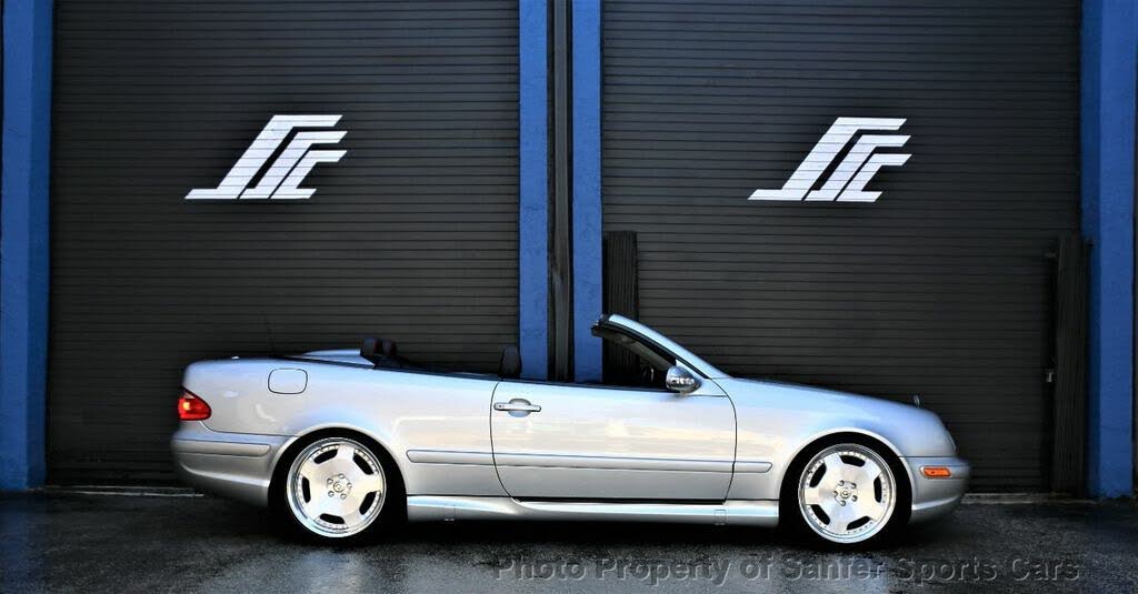 2001 Mercedes CLK-Class 40-page Car Sales Brochure CLK320 CLK430 CLK55 AMG 