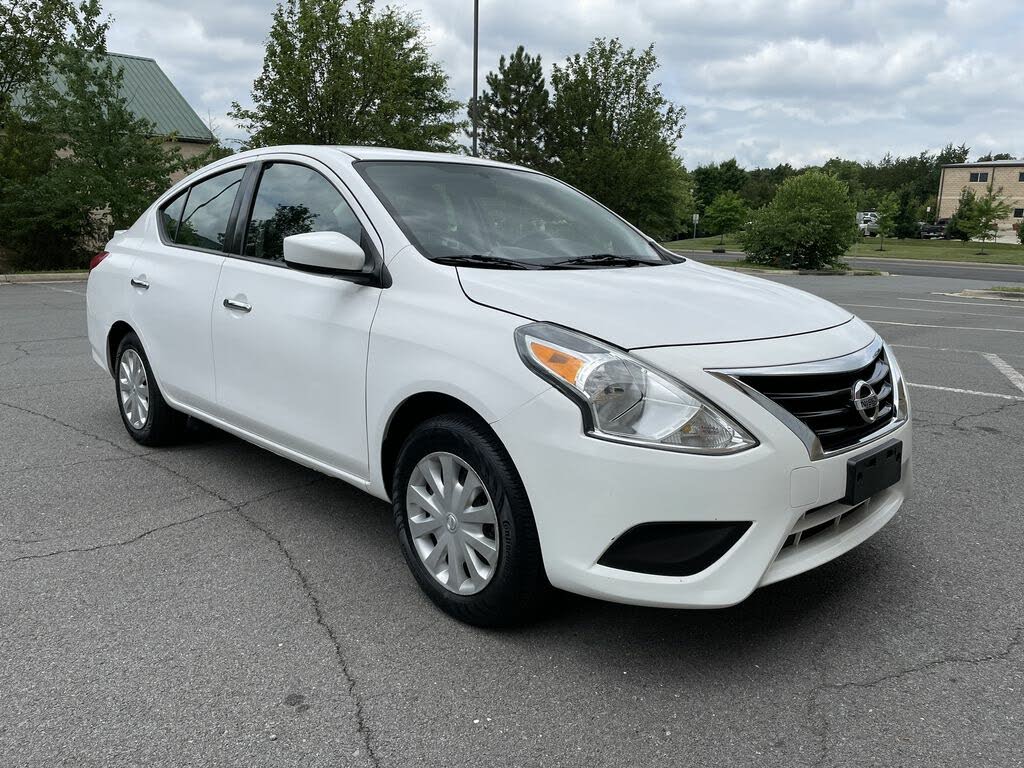 Used Nissan Versa For Sale (with Photos) - CarGurus