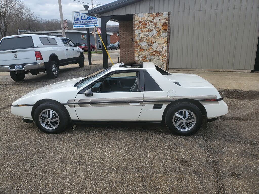 Used 1987 Pontiac Fiero for Sale (with Photos) - CarGurus