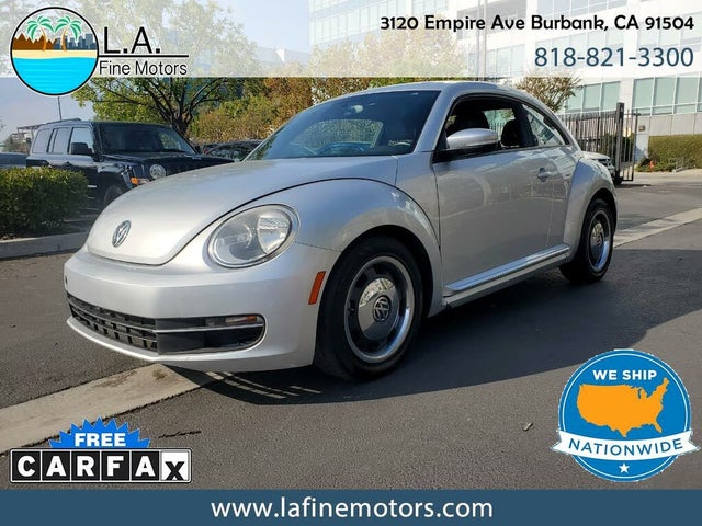 2012 Volkswagen Beetle 2.5L with Sound and Navigation