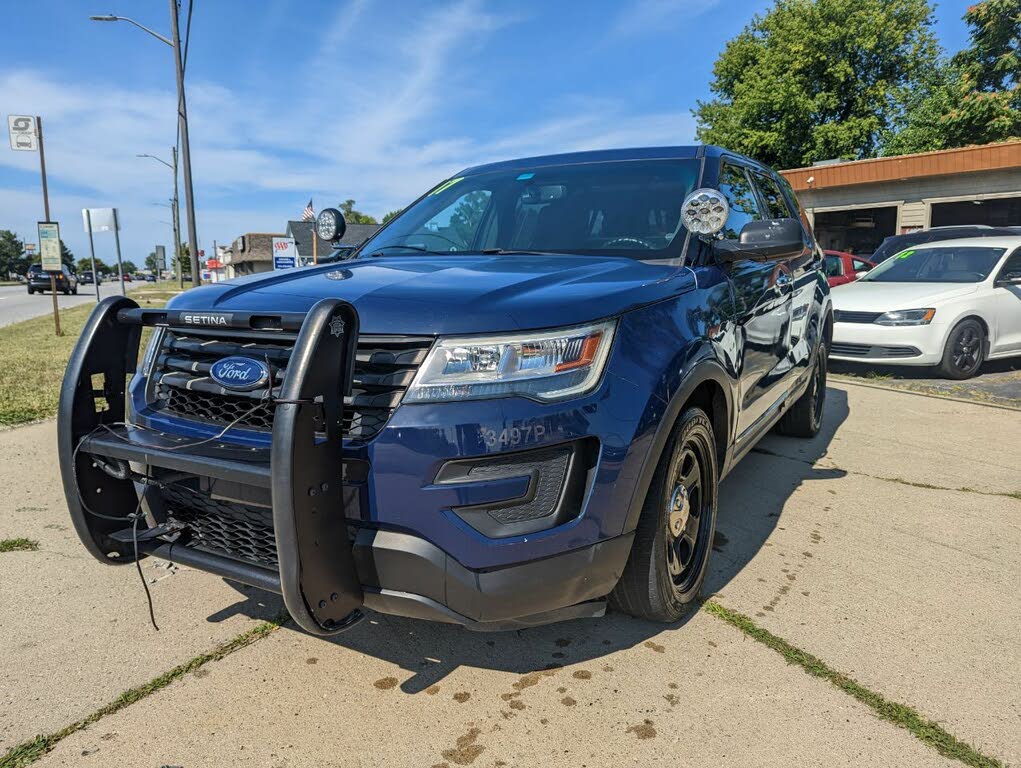 Police Interceptor Utility AWD And Other Ford Explorer Trims For Sale ...