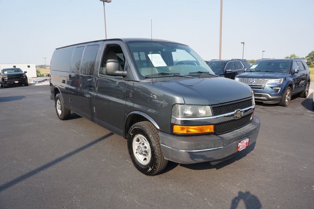 2015 chevy express 2500 passenger best sale van