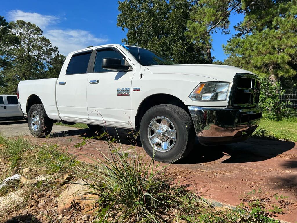 2016 RAM 2500 SLT Crew Cab