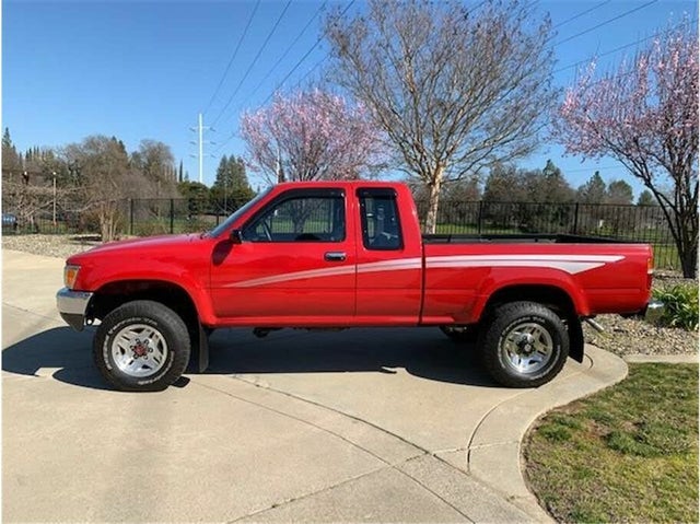 1990 Toyota Pickup 2 Dr Deluxe 4WD Extended Cab SB