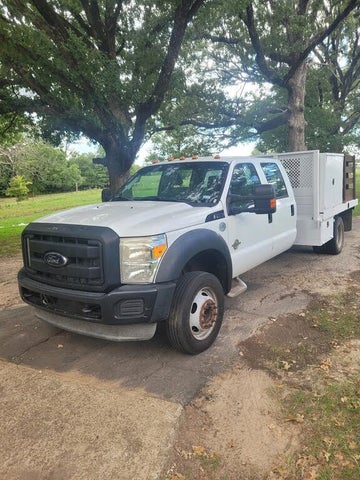 2012 Ford F-450 Super Duty Chassis XLT SuperCab DRW RWD