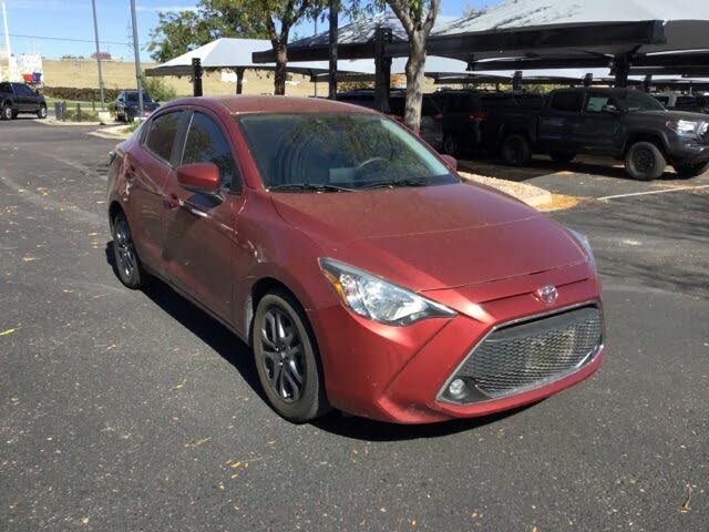 toyota yaris 2022 hatchback red