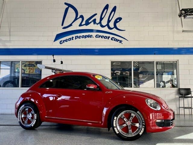 2012 Volkswagen Beetle 2.5L with Sound and Navigation