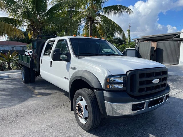 2007 Ford F-550 Super Duty Chassis Crew Cab DRW RWD